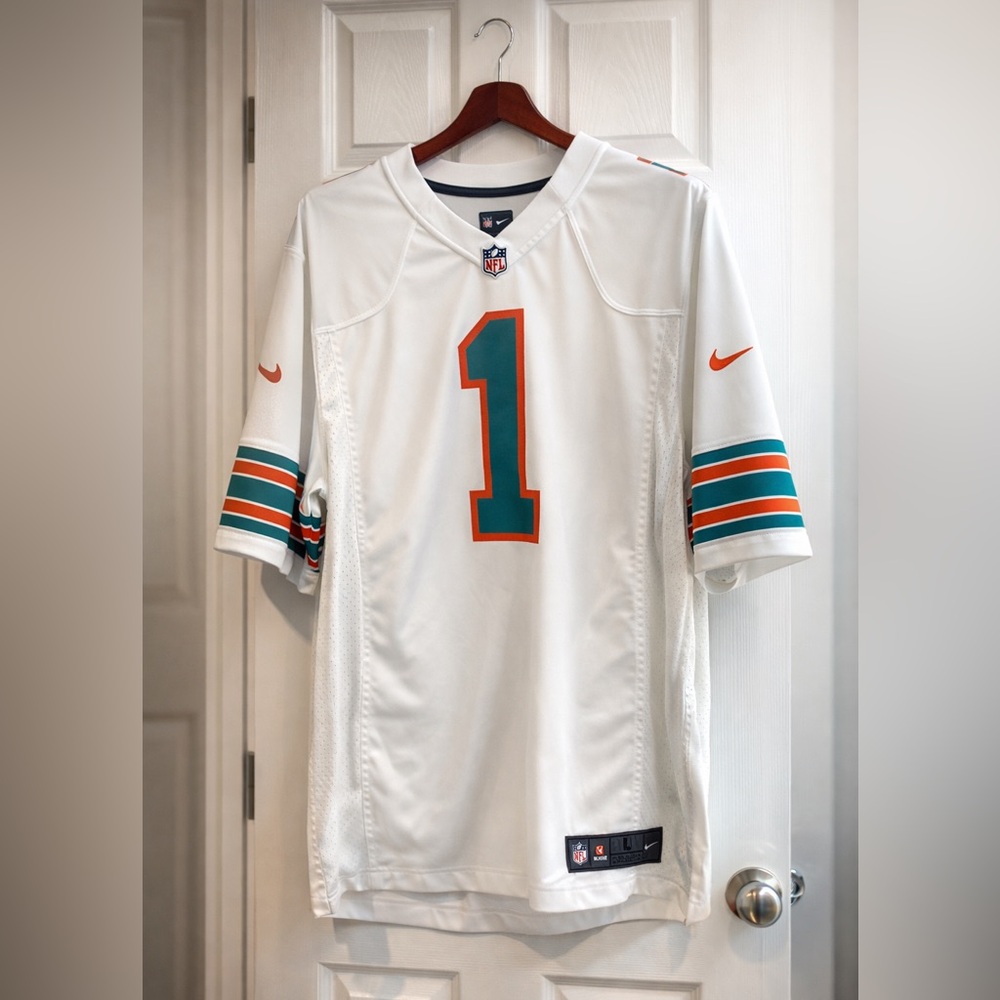Miami Dolphins #1 Tua Tagovailoa On-Field Jersey – Size L